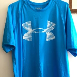Under armor tee shirt